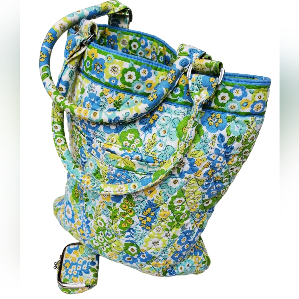 VERA BRADLEY retired pattern tote and coin purse bundle